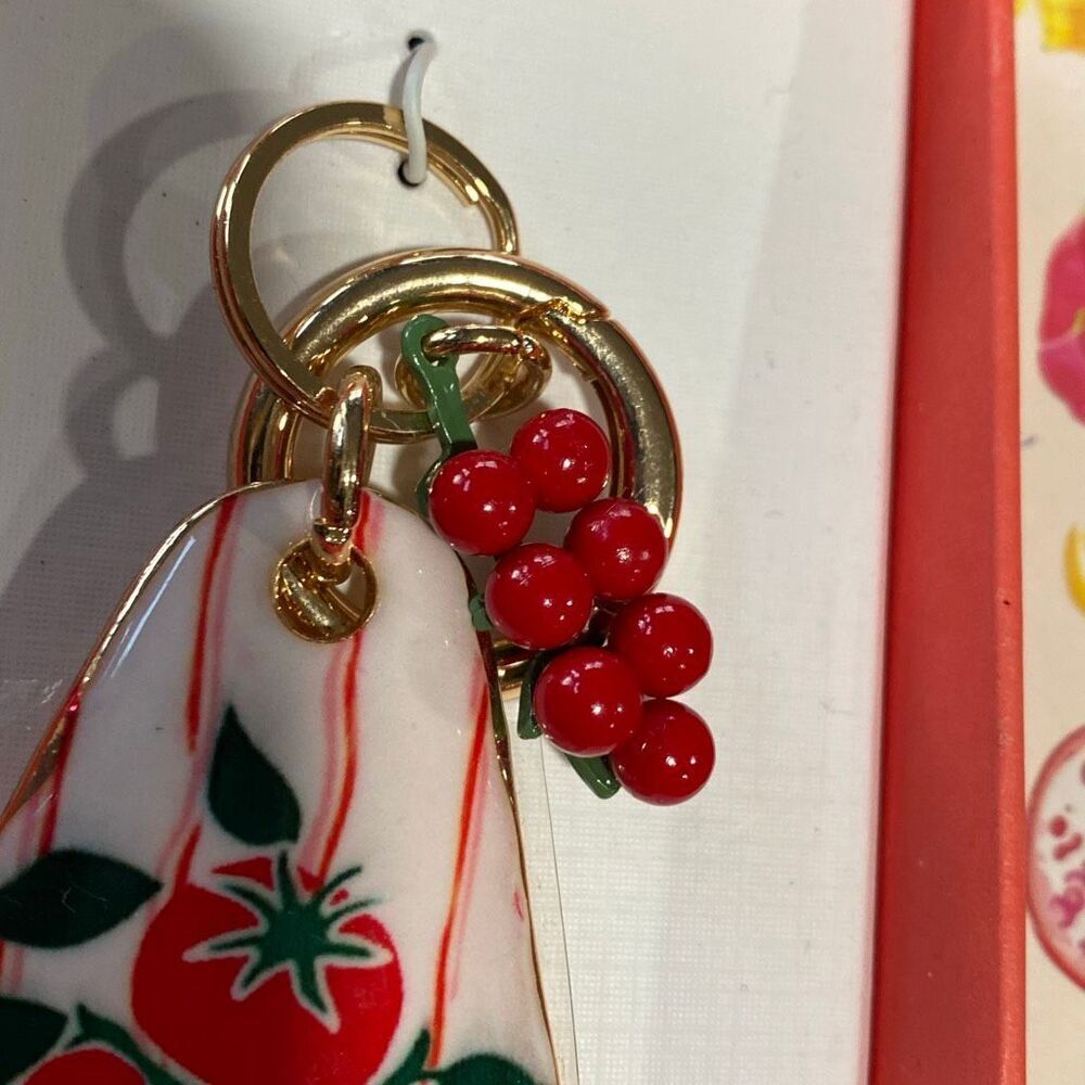 Piper K- Tomato La Dolce Vita Key Chain & Bag Charm- NIB - Picture 3 of 6